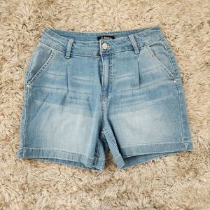 D.‎ Jeans Pleated Front Denim Bermuda Shorts Light Wash Women's Size 6